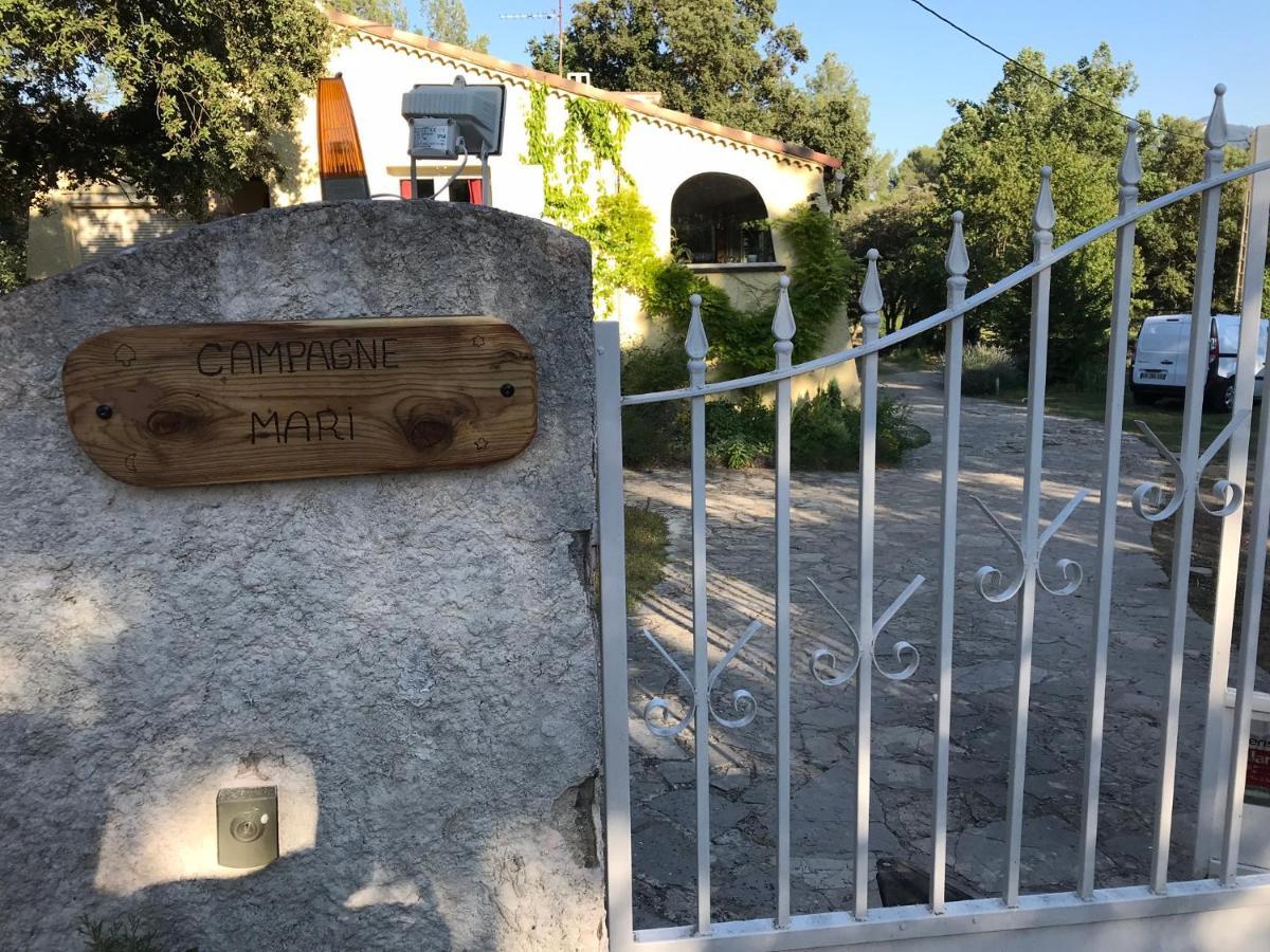 Вилла La Campagne De Mari Peyrolles-en-Provence Экстерьер фото